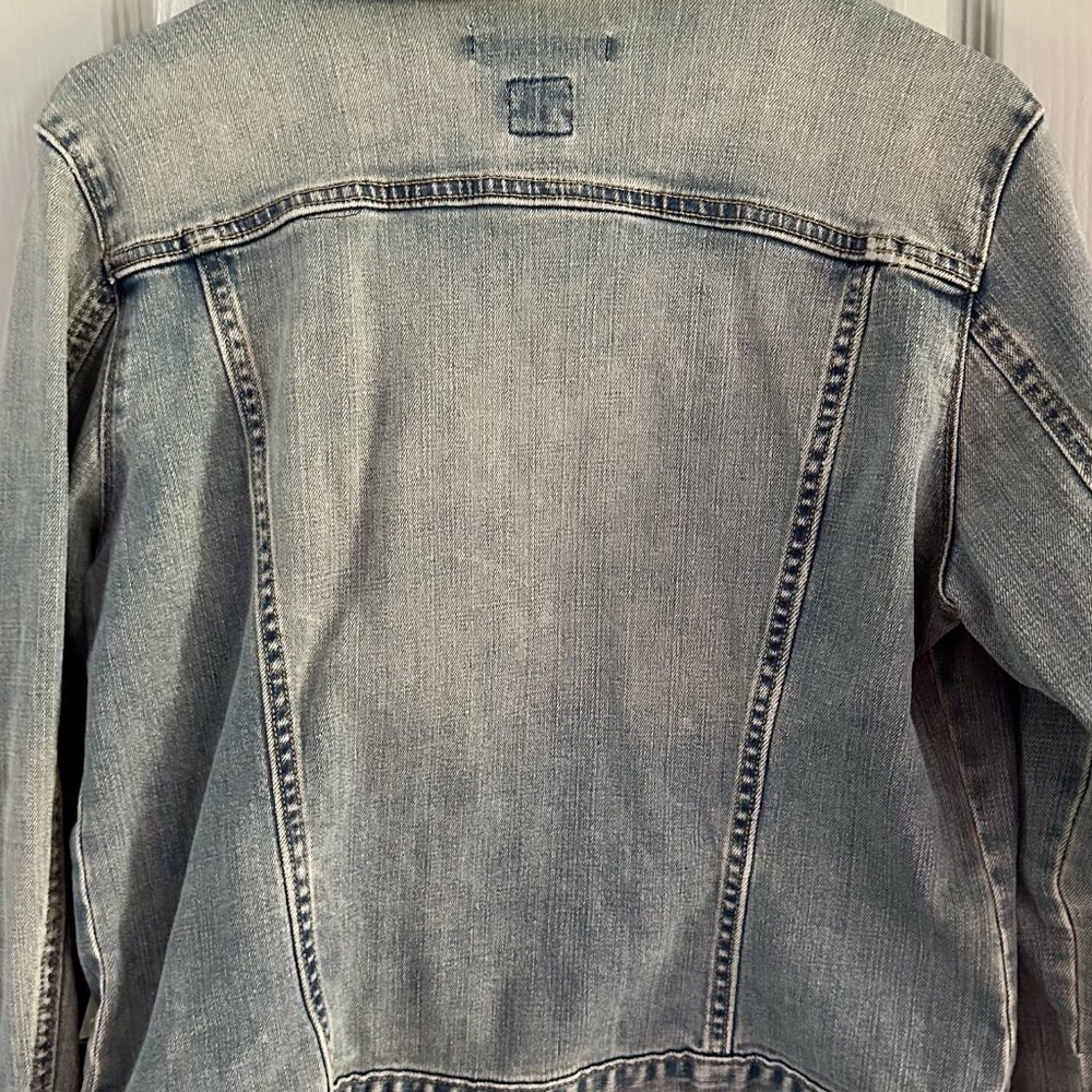 Vintage GAP Denim Jacket Size Large - Picture 3 of 4